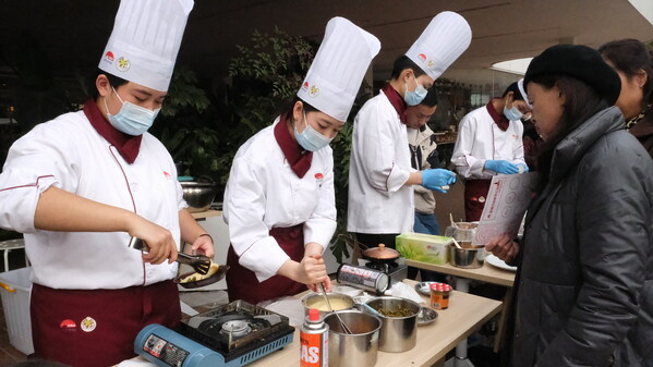 李锦记和它的朋友们邀你用颗公益心过新年|餐饮界